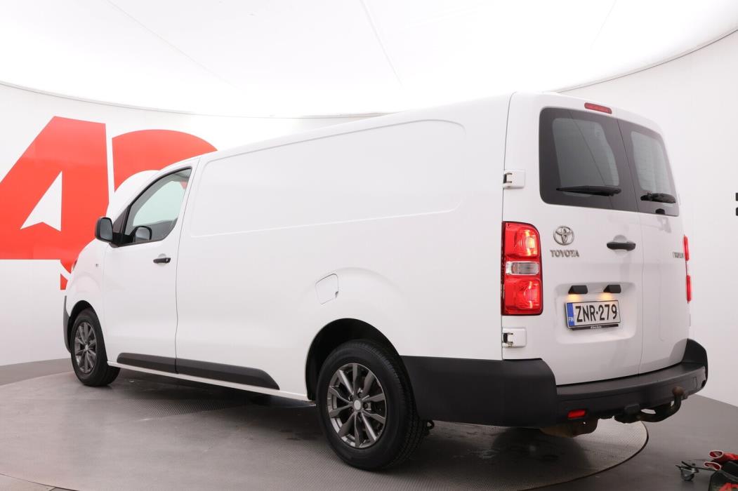 TOYOTA Proace 2021