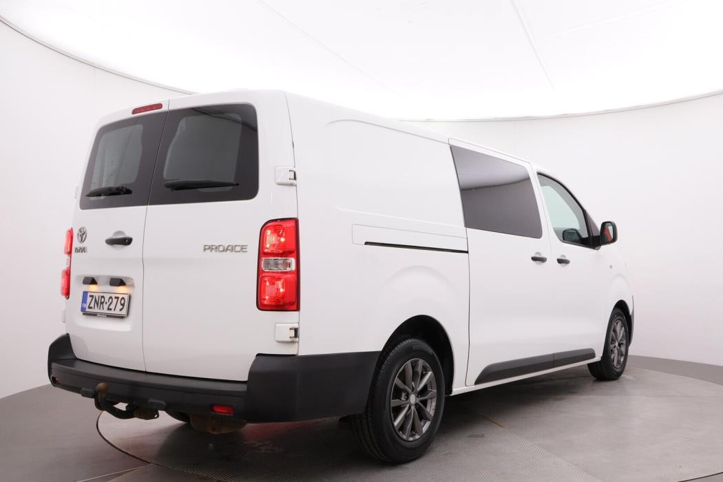 TOYOTA Proace 2021