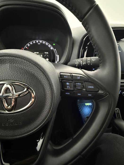 TOYOTA Aygo X 2022