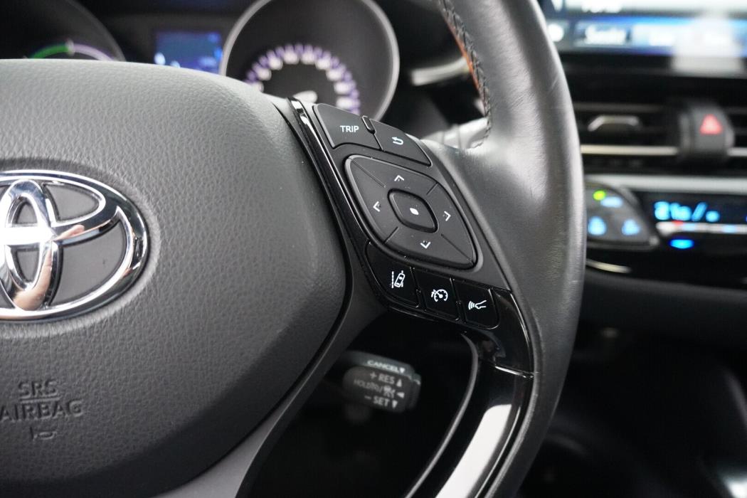 TOYOTA C-HR 2018