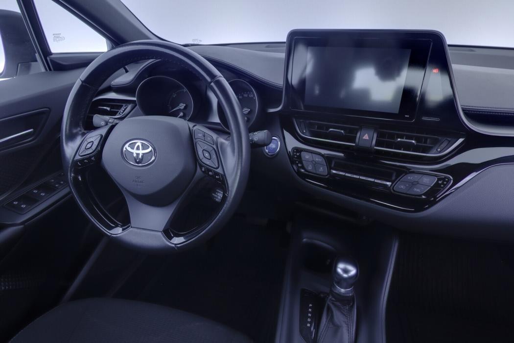 TOYOTA C-HR 2018
