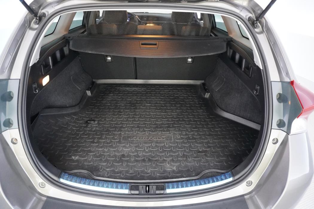 TOYOTA Auris 2018