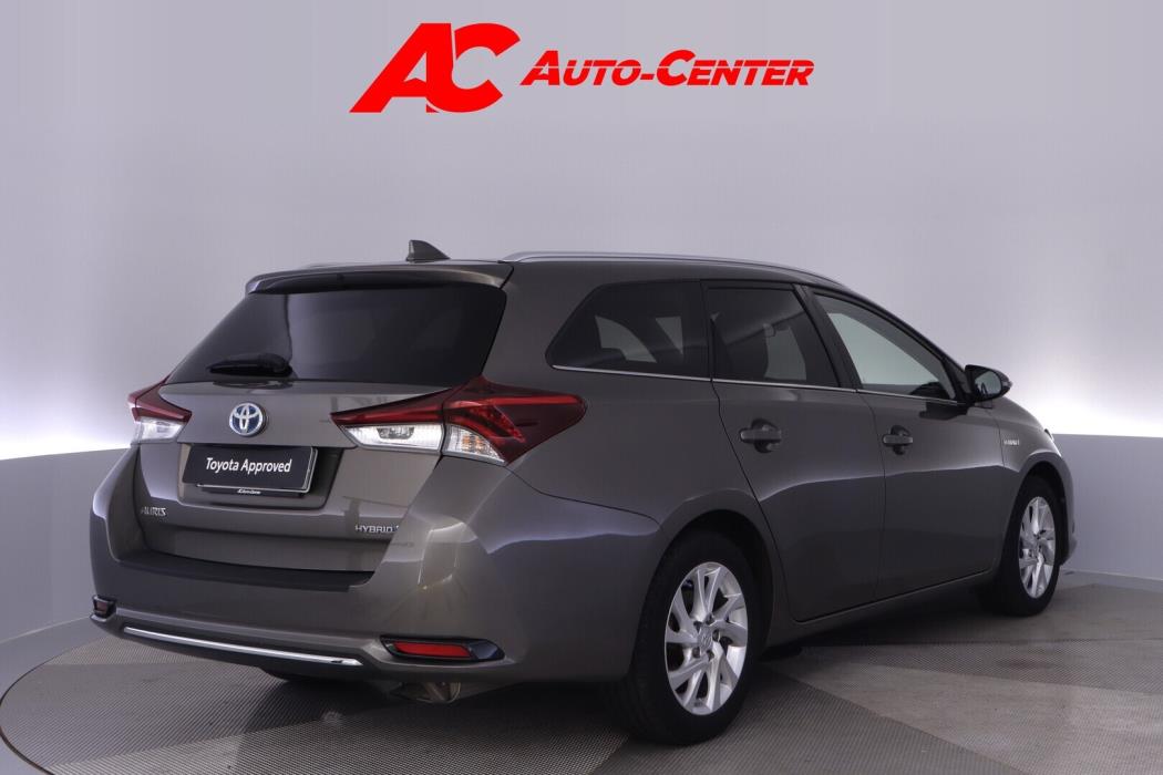 TOYOTA Auris 2018