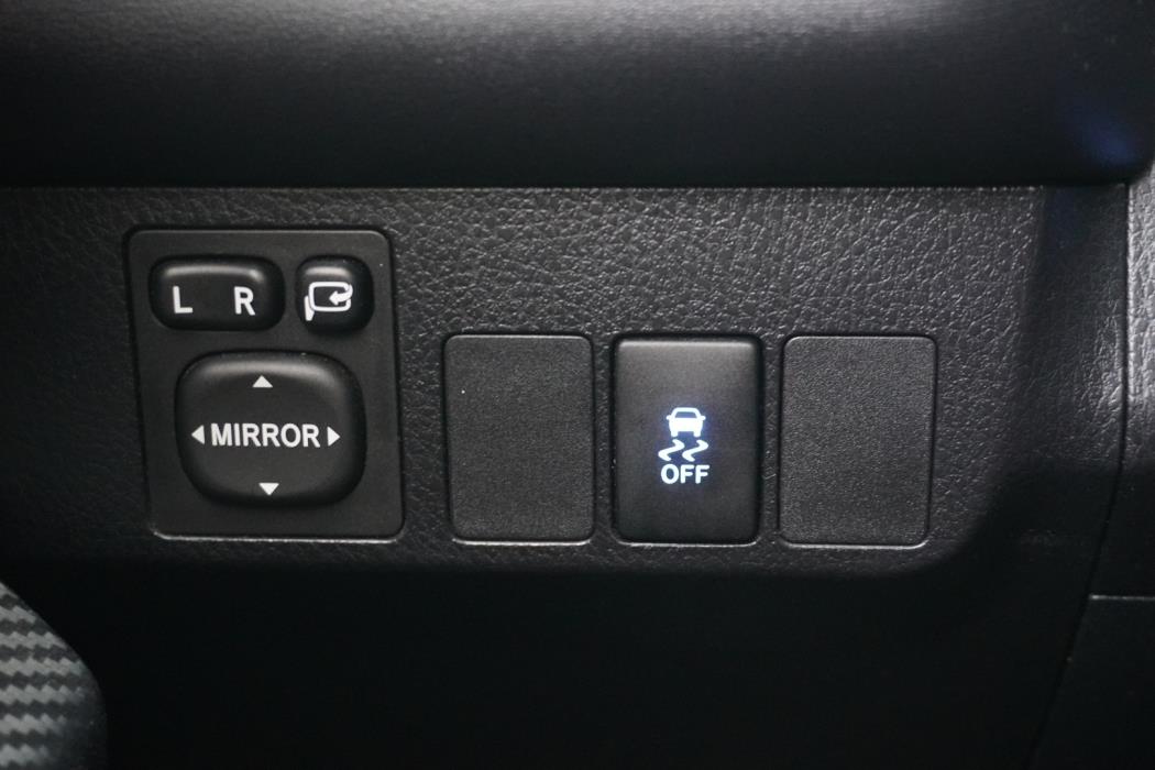TOYOTA RAV4 2013