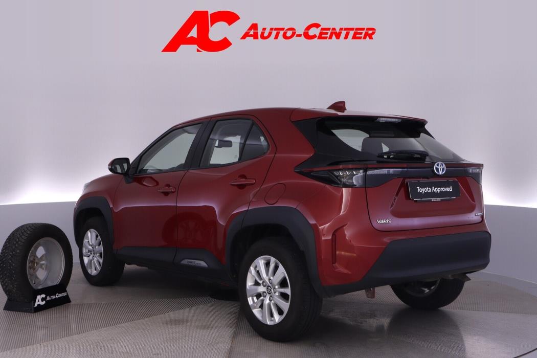 TOYOTA Yaris Cross 2024