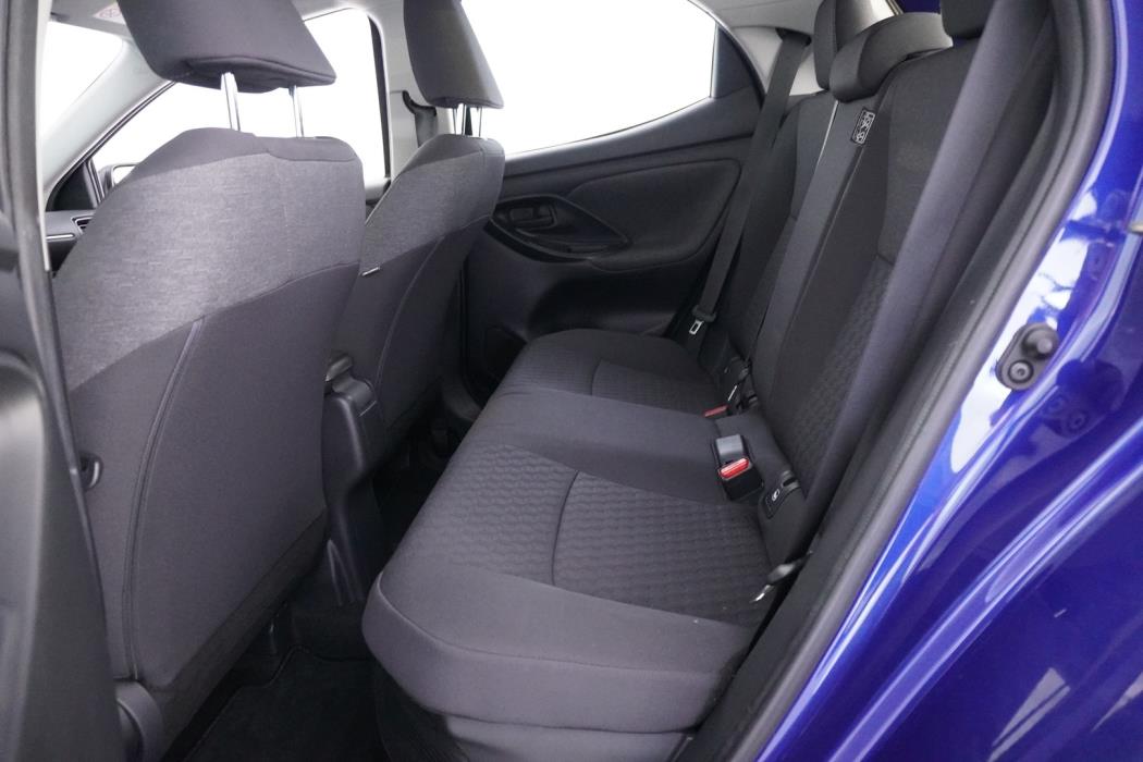 TOYOTA Yaris 2021