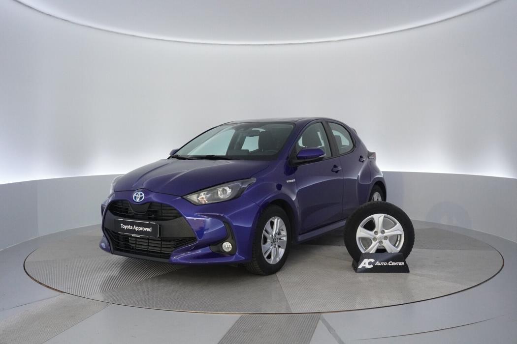 TOYOTA Yaris 2021