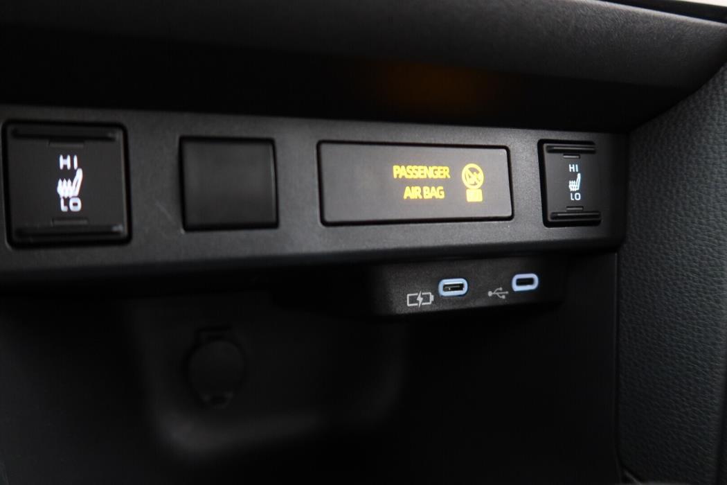 TOYOTA Yaris Cross 2025