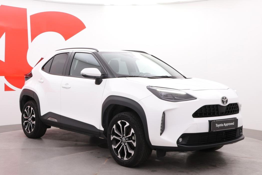 TOYOTA Yaris Cross 2025