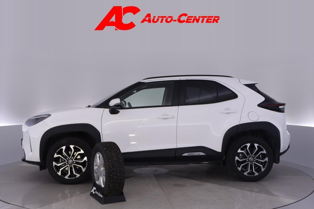 TOYOTA Yaris Cross 2025