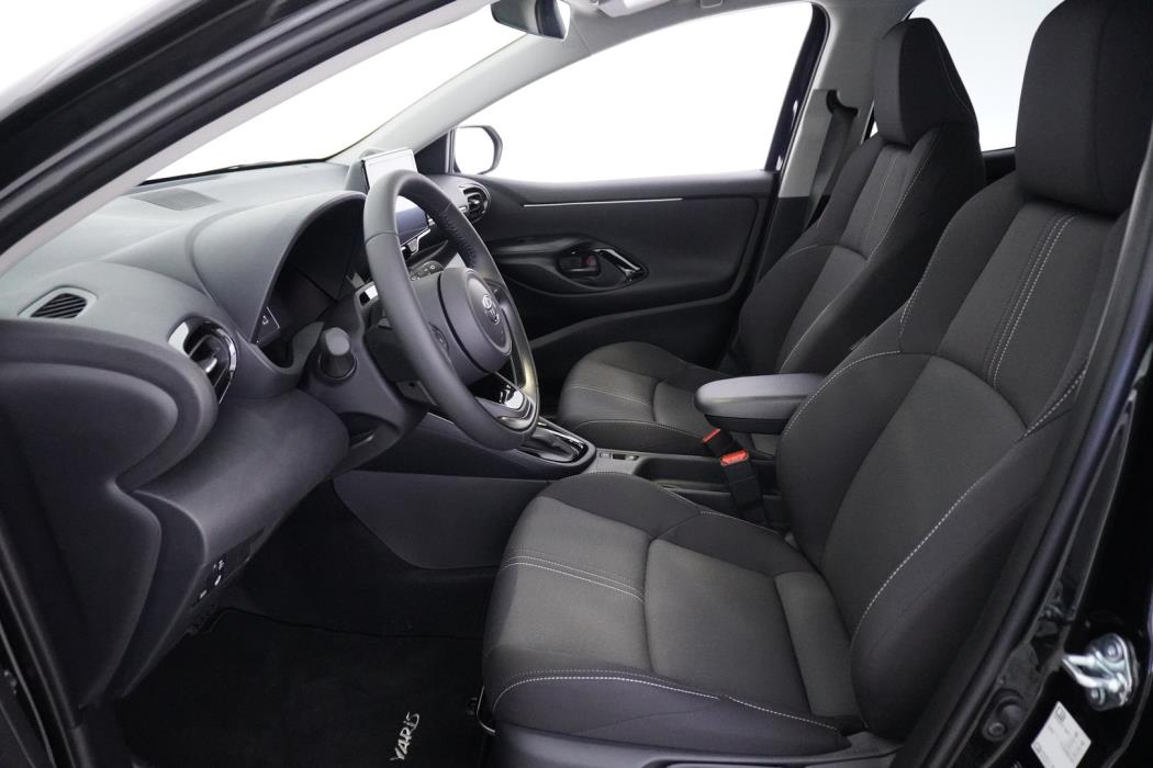 TOYOTA Yaris 2026