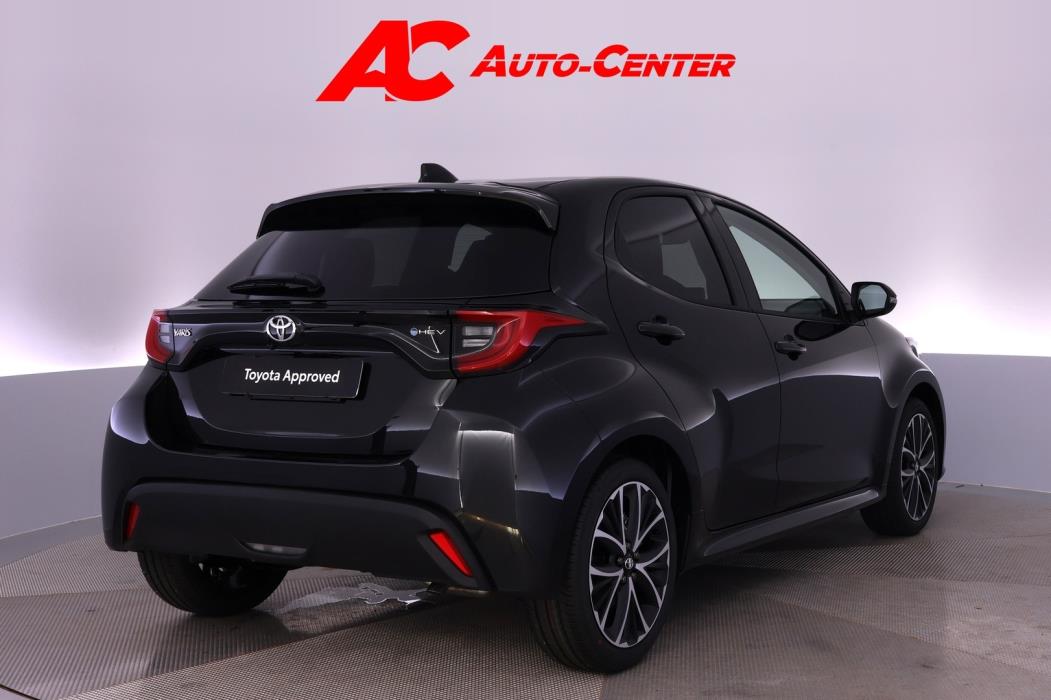 TOYOTA Yaris 2026