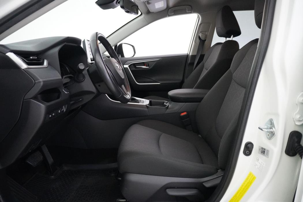 TOYOTA RAV4 2020