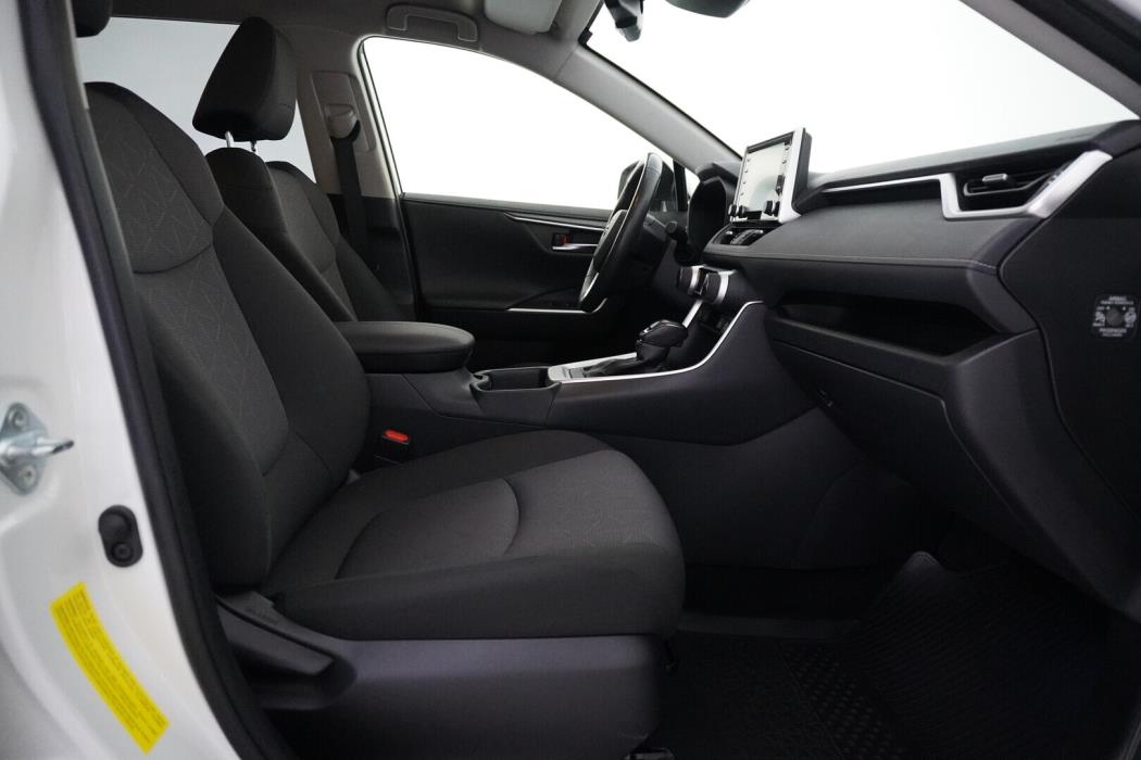 TOYOTA RAV4 2020