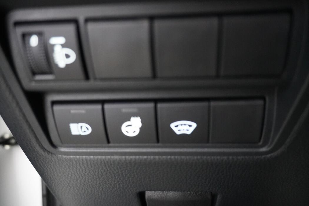 TOYOTA Yaris Cross 2025