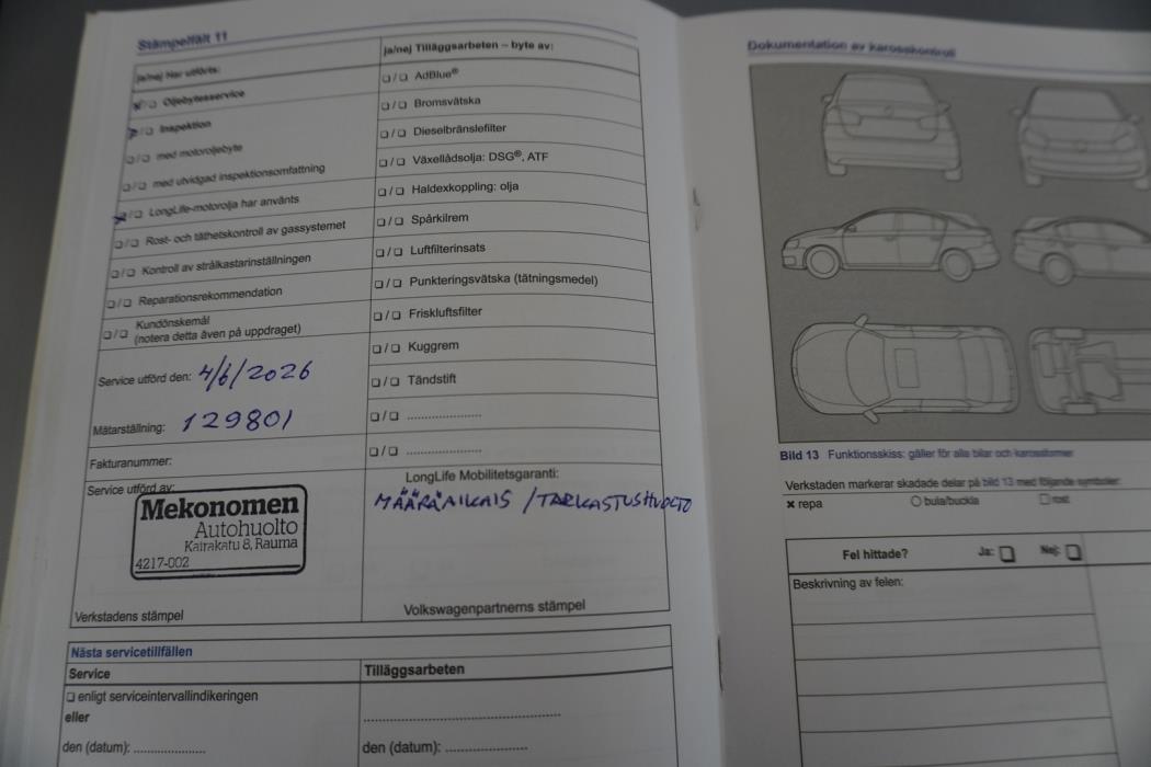 VOLKSWAGEN Polo 2015