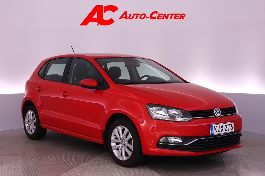 VOLKSWAGEN Polo 2015