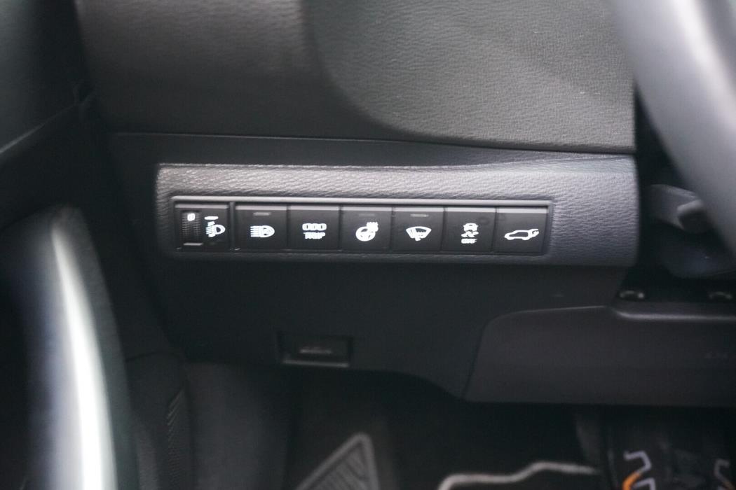 TOYOTA Corolla 2025