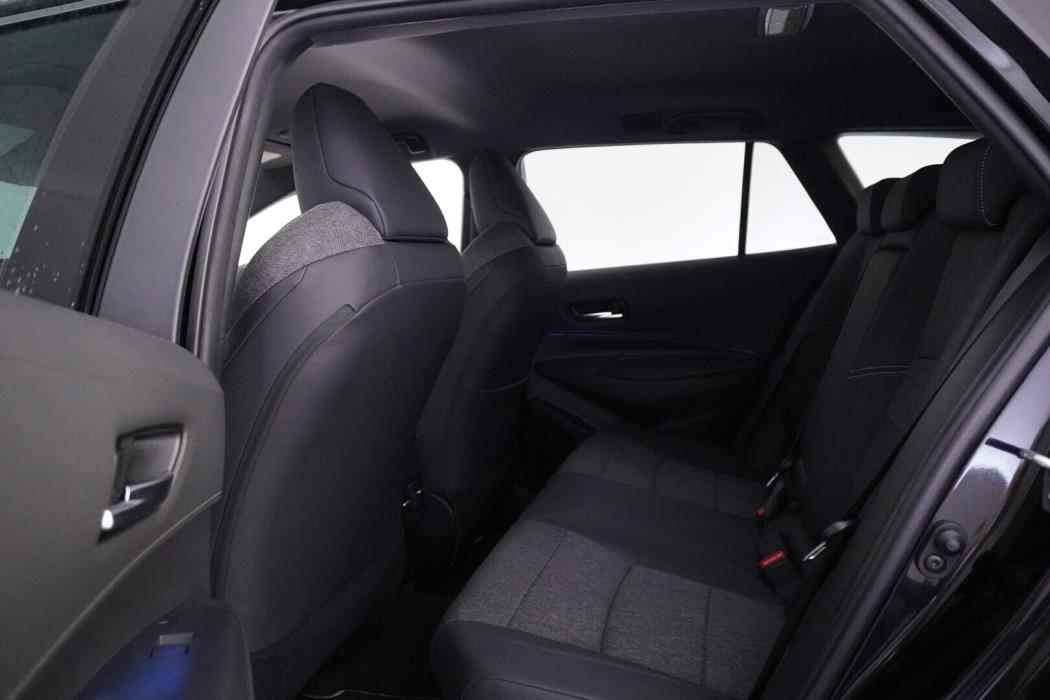 TOYOTA Corolla 2025