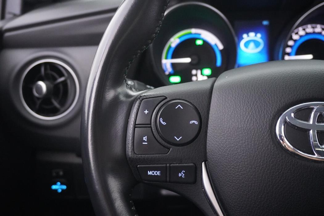 TOYOTA Auris 2018
