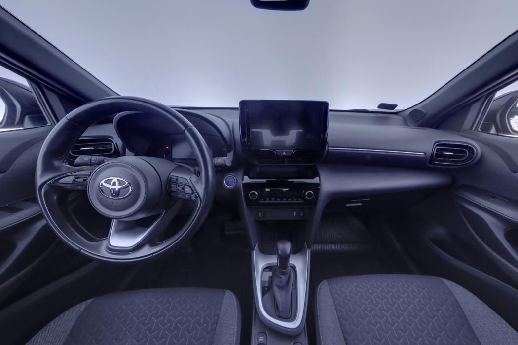 TOYOTA Yaris Cross 2022