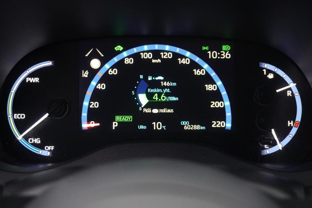 TOYOTA Yaris Cross 2022