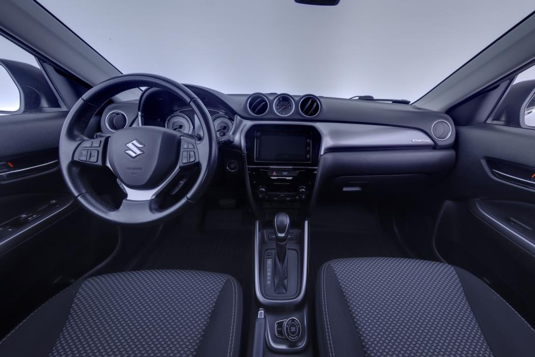SUZUKI Vitara 2023