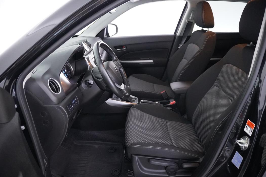 SUZUKI Vitara 2023