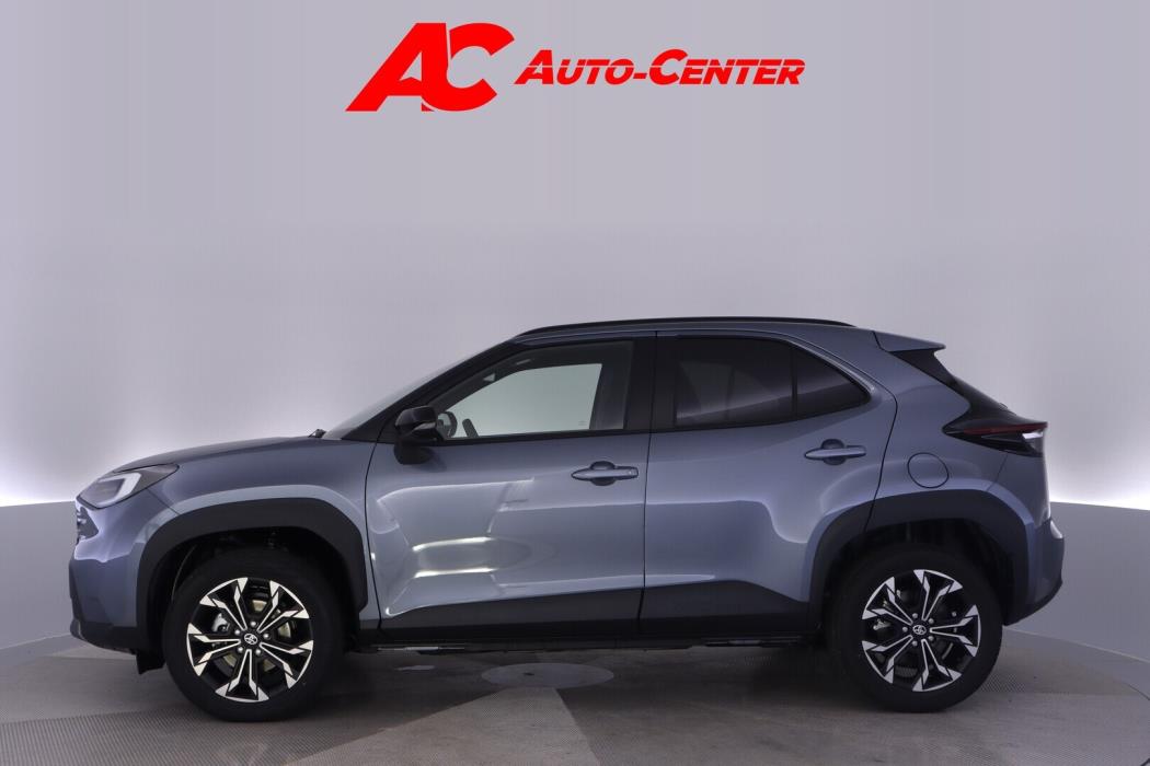 TOYOTA Yaris Cross 2026