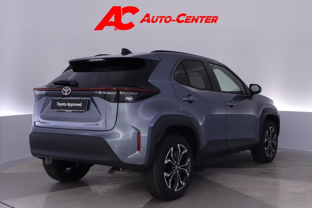 TOYOTA Yaris Cross 2026
