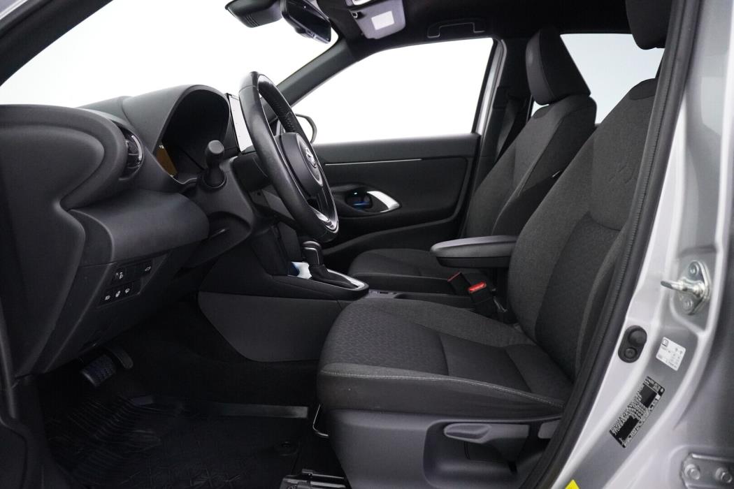 TOYOTA Yaris Cross 2022