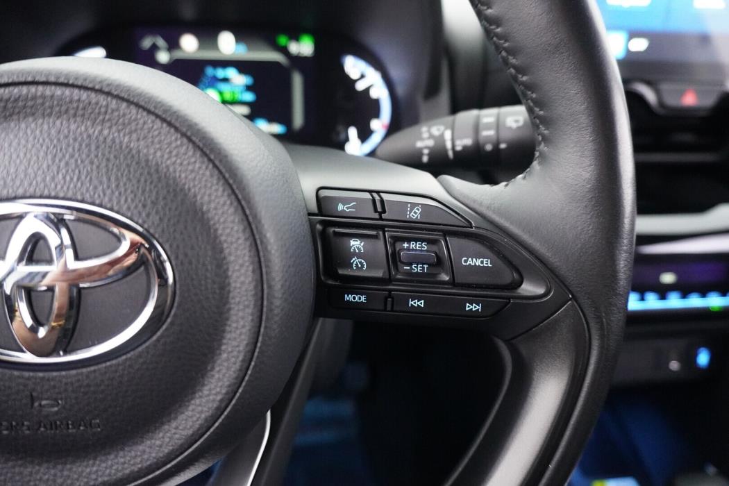 TOYOTA Yaris Cross 2022