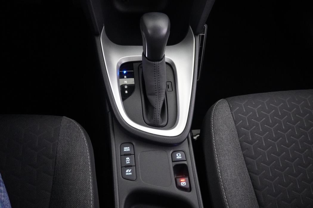 TOYOTA Yaris Cross 2023