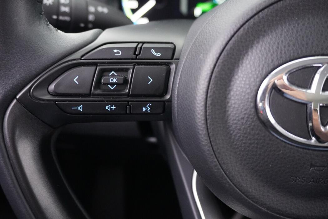 TOYOTA Yaris Cross 2023