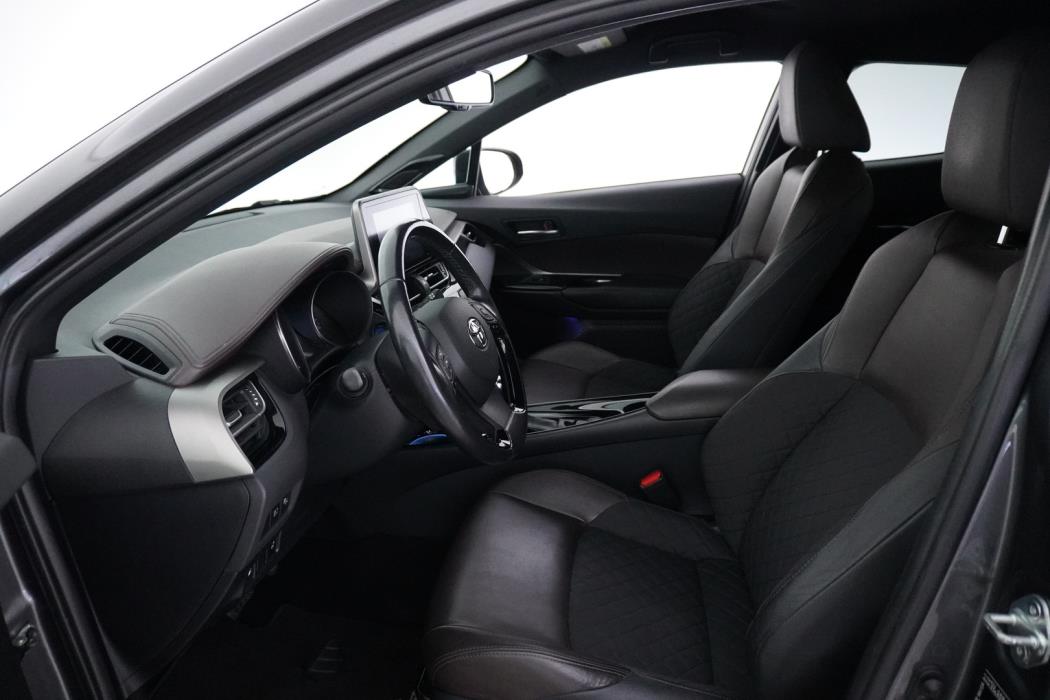 TOYOTA C-HR 2018