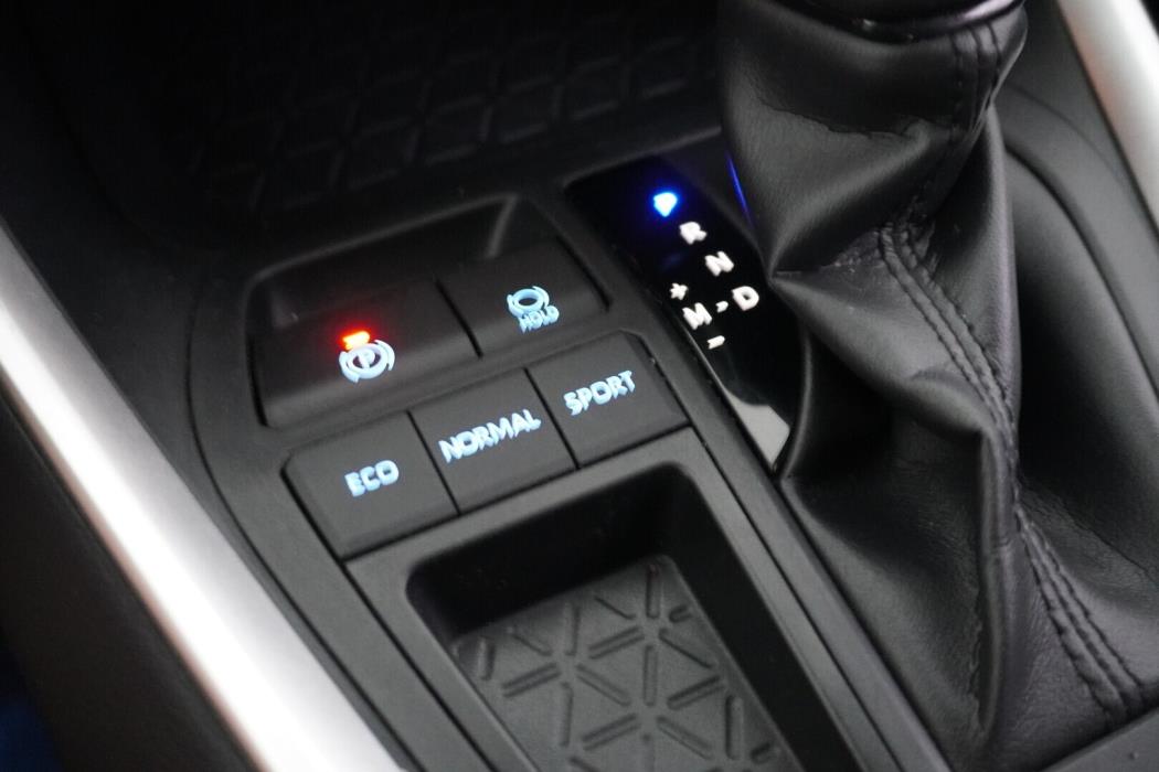 TOYOTA RAV4 2019