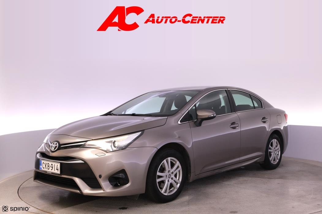 TOYOTA Avensis 2015