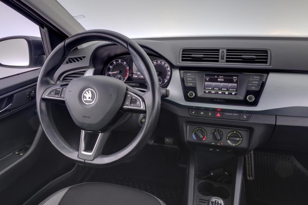 SKODA Fabia 2016
