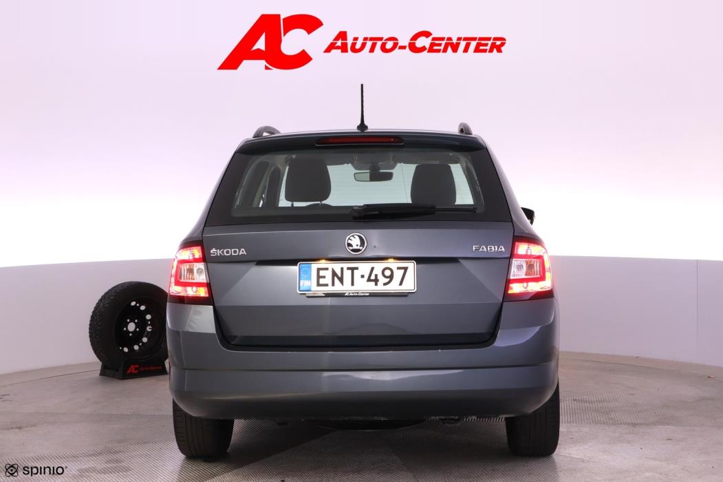 SKODA Fabia 2016