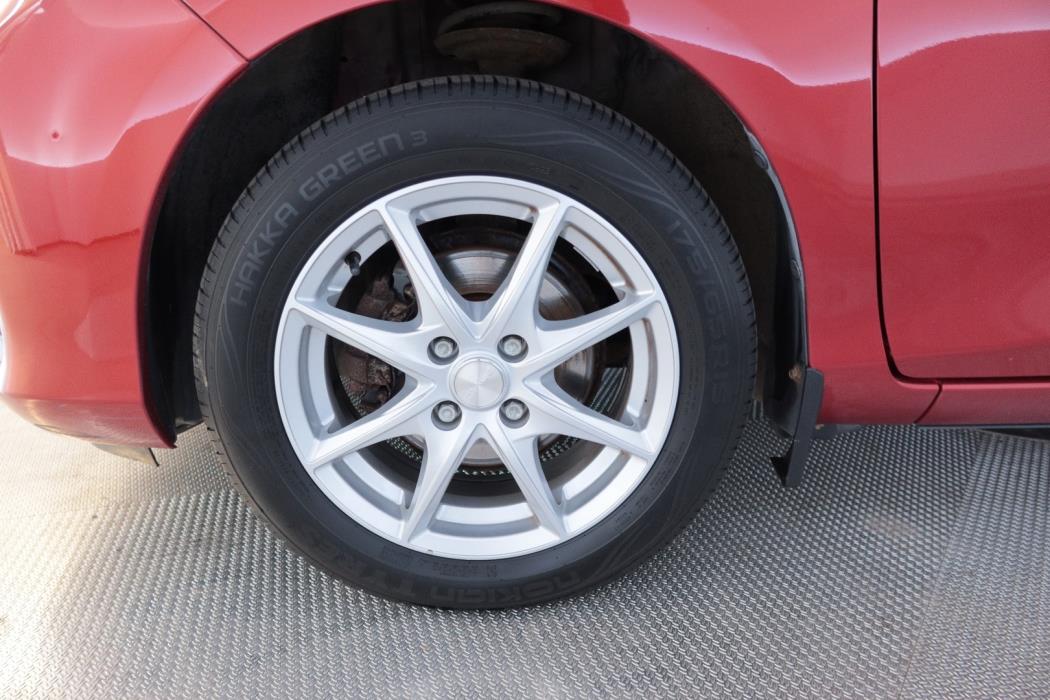 TOYOTA Yaris 2012