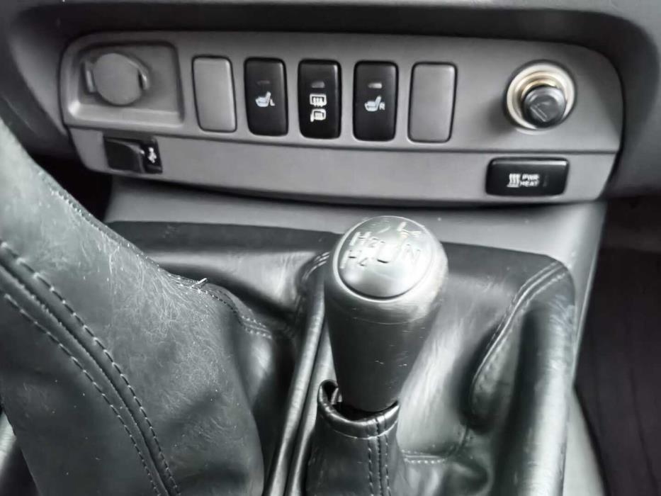 TOYOTA Hilux 2011