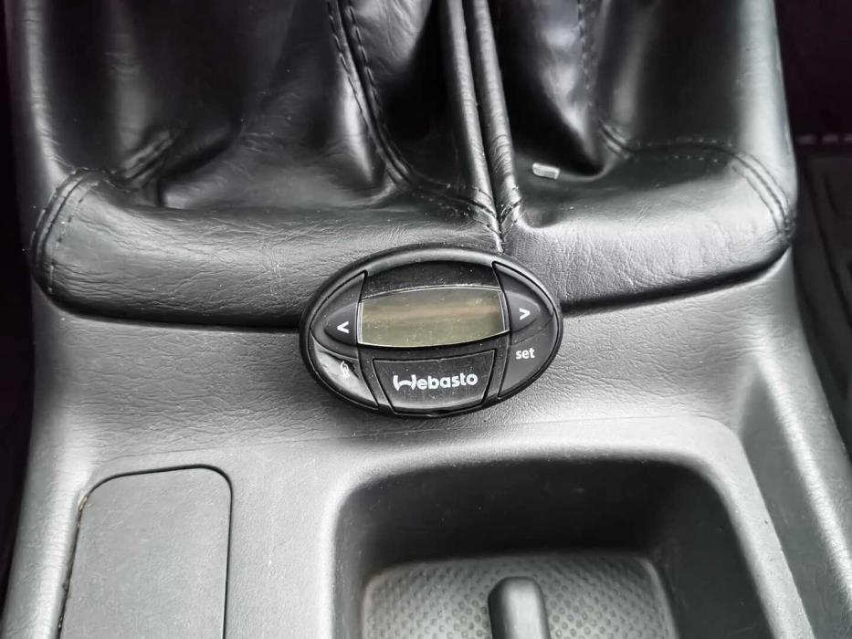 TOYOTA Hilux 2011