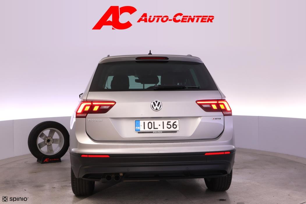 VOLKSWAGEN Tiguan 2018