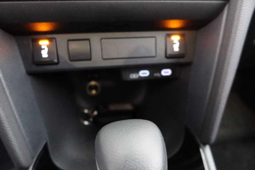 TOYOTA Yaris Cross 2025