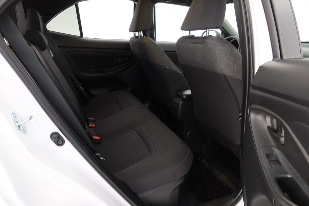 TOYOTA Yaris Cross 2025