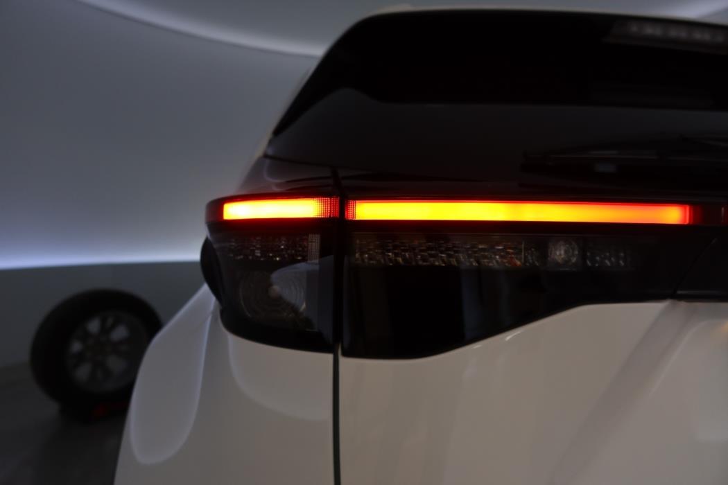 TOYOTA Yaris Cross 2025