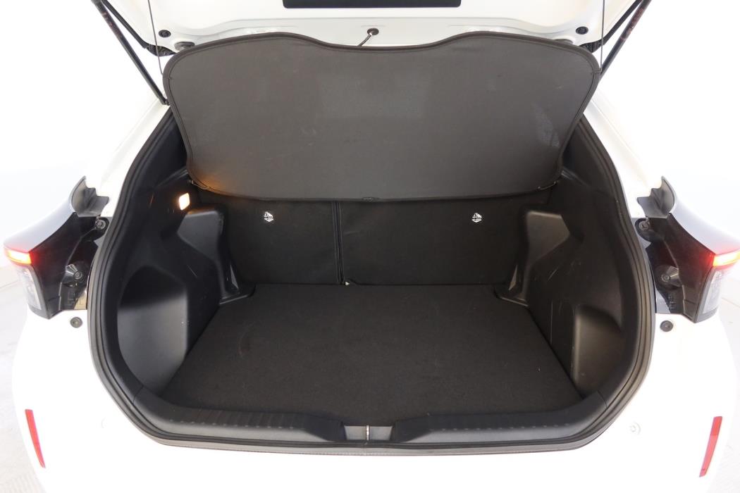 TOYOTA Yaris Cross 2025