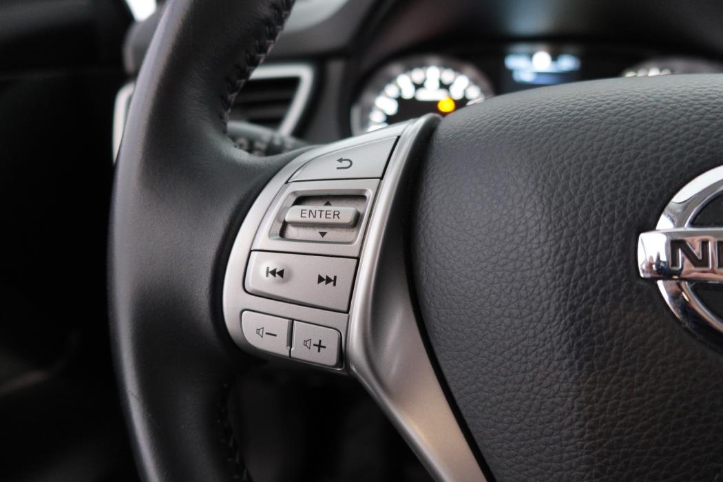 NISSAN Qashqai 2016