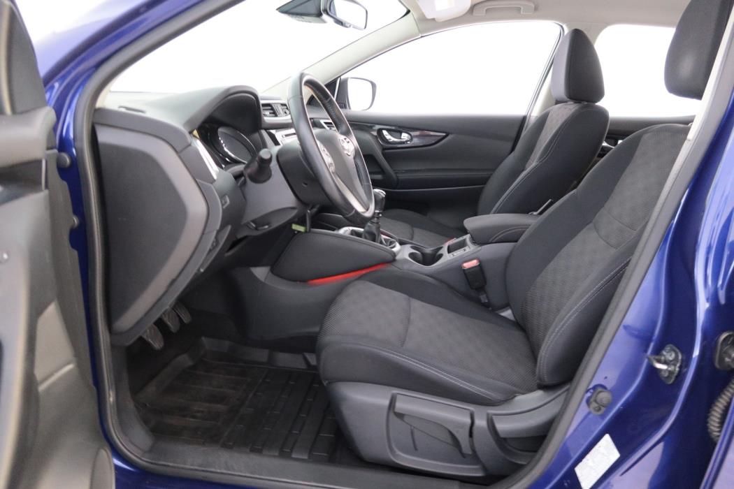 NISSAN Qashqai 2016