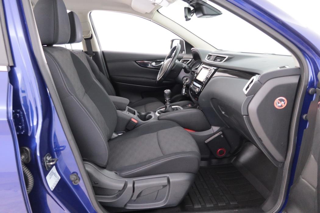 NISSAN Qashqai 2016